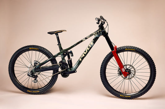 2026 Bike Waffle -  Pivot Phoenix
